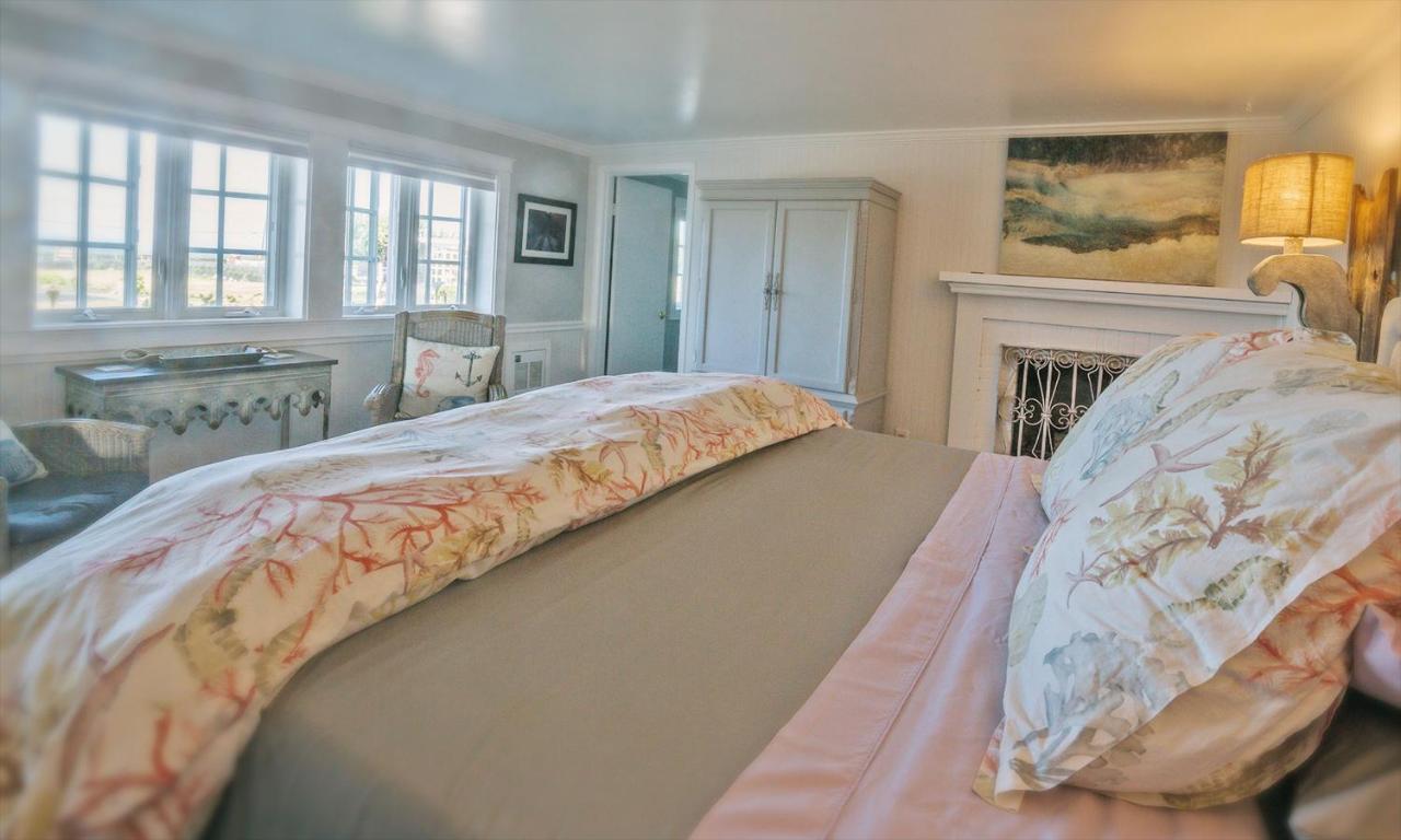 Dungeness Barn House Bed And Breakfast At Two Crows Farm 塞奎姆 外观 照片